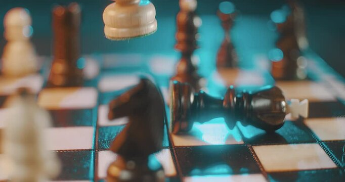 chess, chessboard, close-up, chess pieces, game, strategy, board game, intelligence, thinking, decision making, wooden, smart, competition, planning, move, king, queen, rook, pawn, knight, bishop, che