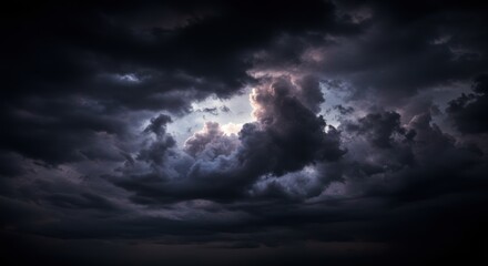 Obraz premium Dramatic Dark Storm Cloud