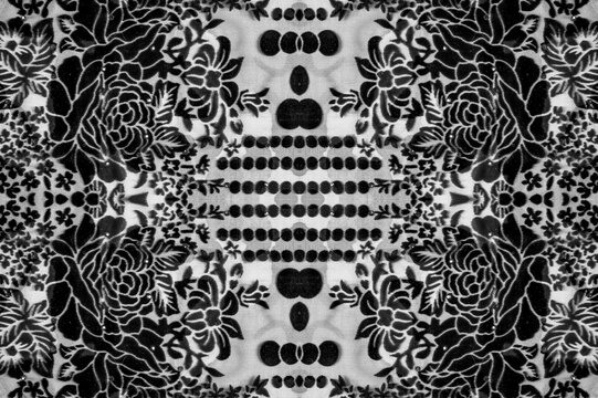 Seamless texture, background, velvet fabric. Black, this batiste drapes and drapes for a soft and smooth feel. With a subtle sheen and an undeniably intense black color