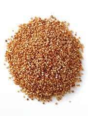 Una vista cenital de un montón de quinoa cruda, resaltando su textura y color.