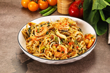 Pad Thai - noodles with prawn