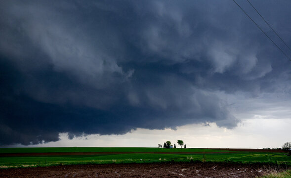 Tornado warned storm cell in Juneau, Wisconsin.