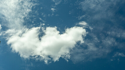 white clouds in twhite clouds in the clear blue sky naturehe clear blue sky nature