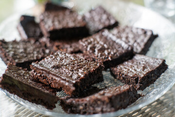 Chocolate brownie, intense chocolate cake.
