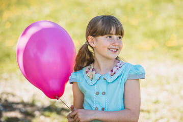 Mädchen mit Luftballon