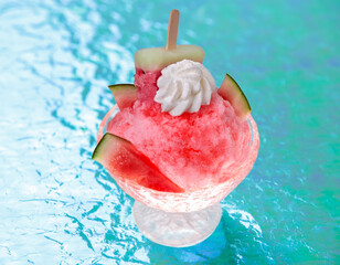 冷たい夏のカキ氷スイーツ(スイカアイス)