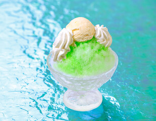 冷たい夏のカキ氷スイーツ(メロンアイス)