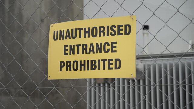 No entrance sign