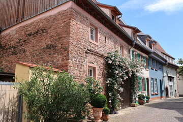 Blick in die Altstadt der Römerstadt Ladenburg in Baden-Württemberg	