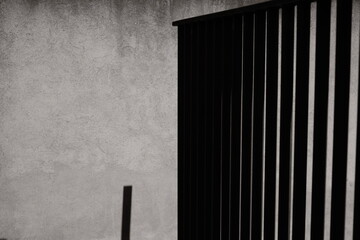 Architecture and shadows: the alignment with the sun on a certain day generates a single shadow on...