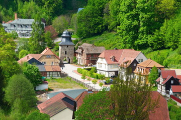 Blick auf die Stadt Stolberg im Harz im Frühjahr