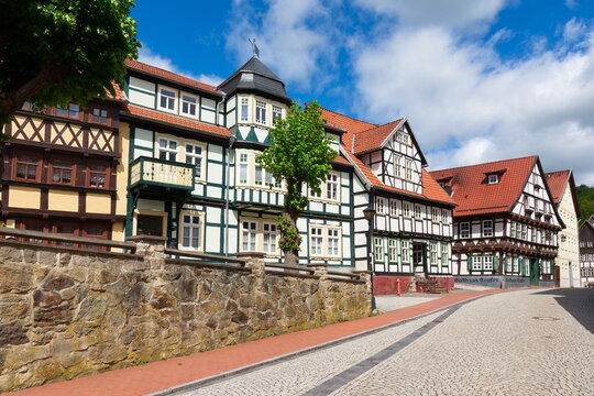 Blick auf die Stadt Stolberg im Harz im Fr&uuml;hjahr