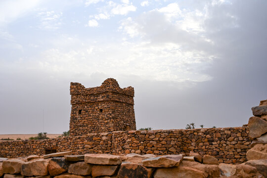 D&eacute;tails de la mosqu&eacute;e de la vieille ville de Ouadane en Mauritanie