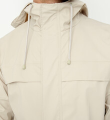 Détail de la parka mi-saison © LUC - PHOTOGRAPHE