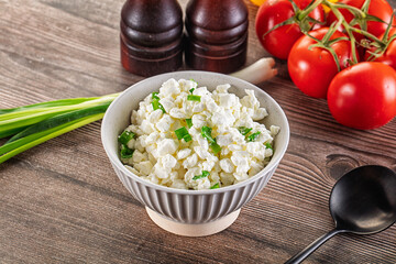 Cottage cheese with green onion
