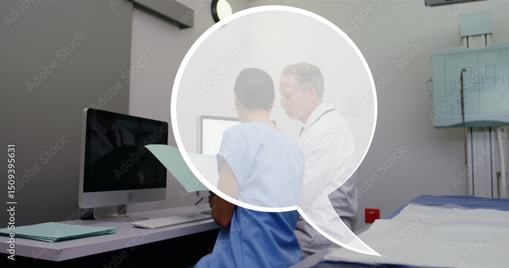 Aufkleber image of speech bubble over diverse doctors using computer