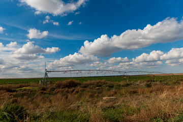 sistema de riego por pivote central aspersores en castilla le&oacute;n 2025