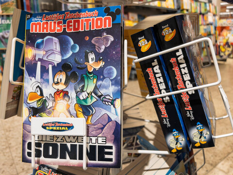 Disneys Comic Collection: Featured Maus Edition for Fans