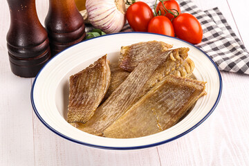 Baked stingray witngs with oil