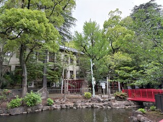 七渡神社の境内