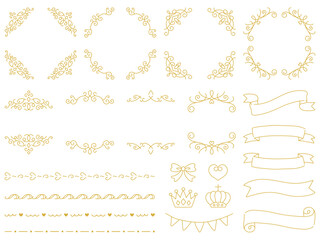 ビンテージフレームのセット、金色の画線