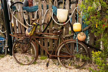 Fototapeta premium Verrostetes Fahrrad