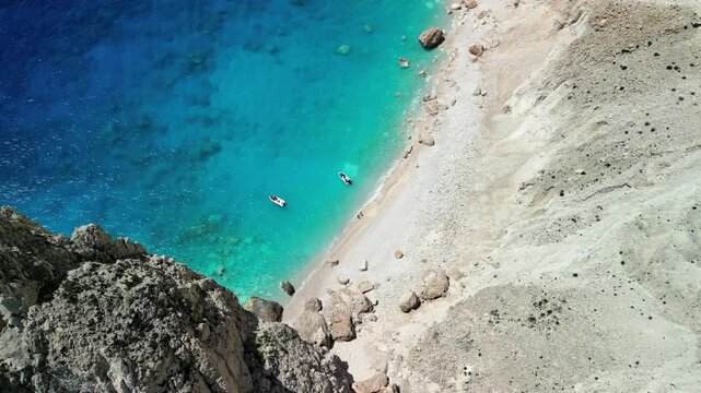 Mizithres - Zakynthos - Grecja - piękna plaża nagrana dronem