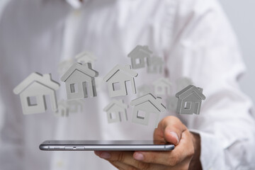 Search houses, condos, apartments.  User-friendly interface, stunning photos.