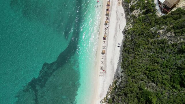 Xigia plaża - Zakynthos - Grecja - Piękna plaża siarkowa nagrana dronem
