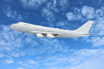 Avion de ligne navigant dans un ciel bleu
