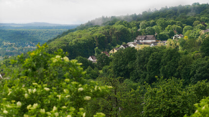 Wohnen im Wald am Berg hoch oben, Ockershausen