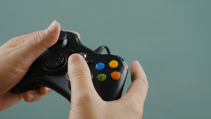 Gaming, self-control and command, relaxation and home entertainment activities
