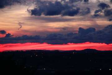 Tramonto nuvoloso