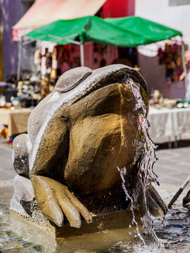 Frog Fountain at Plazuela de los Sapos, Alley of the frogs, Los Sapos Neighbourhood, City of Puebla, Puebla State, Mexico