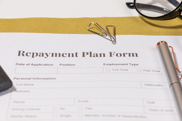 Structured Debt Form with Pen on Desk – Budgeting and Payment Strategy Illustration