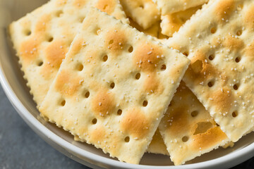 Healthy Saltine Soda Crackers