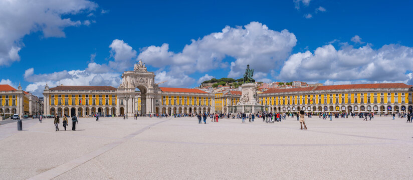 View of Praca do Comercio and Arco da Rua Augusta on a sunny day, Lisbon, Portugal, Europe
