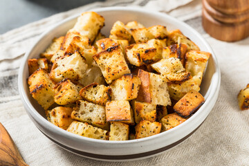 Homemade Crispy Bread Croutons