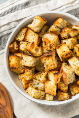 Homemade Crispy Bread Croutons