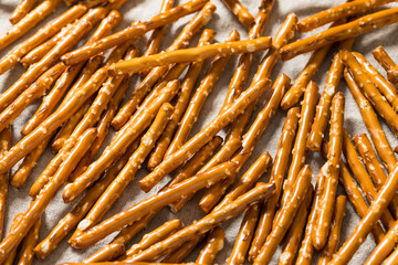 Organic Salty Pretzel Sticks