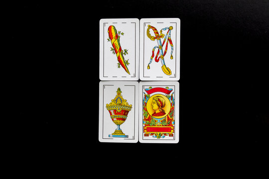 Classic Spanish Playing Cards: Traditional Game Cards