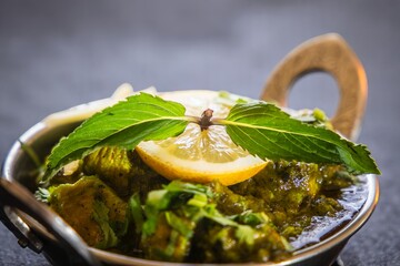 Traditional Indian Tandoori Curry Bow