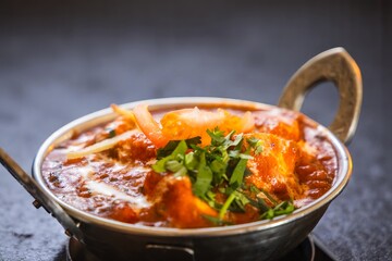 Traditional Indian Tandoori Curry Bow