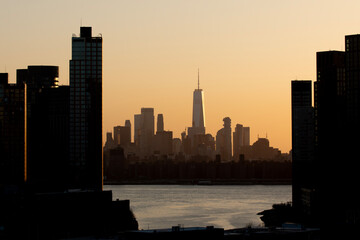 Residential buildings with view of the Manhattan skyline