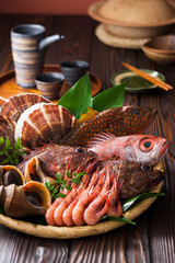 【北海鮮魚と日本酒】新鮮な日本海の幸と愉しむ日本酒。アコウ・ノドグロ・カサゴなどの高級魚と甘エビ・ホタテ貝・バイ貝。