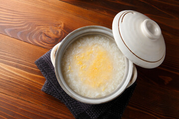 土鍋で作ったたまご粥