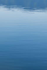 5月の空の青さを映す水面12