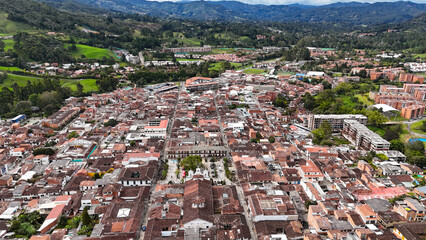 Foto aérea tomada  sobre el municipio de El Retiro, en Antioquia, Colombia