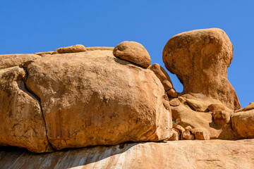 Namibia, Spitzkoppe, rocce e arco di pietra