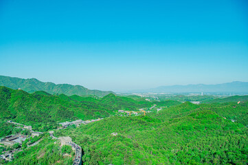 Naklejka premium 中国 万里の長城からの景色